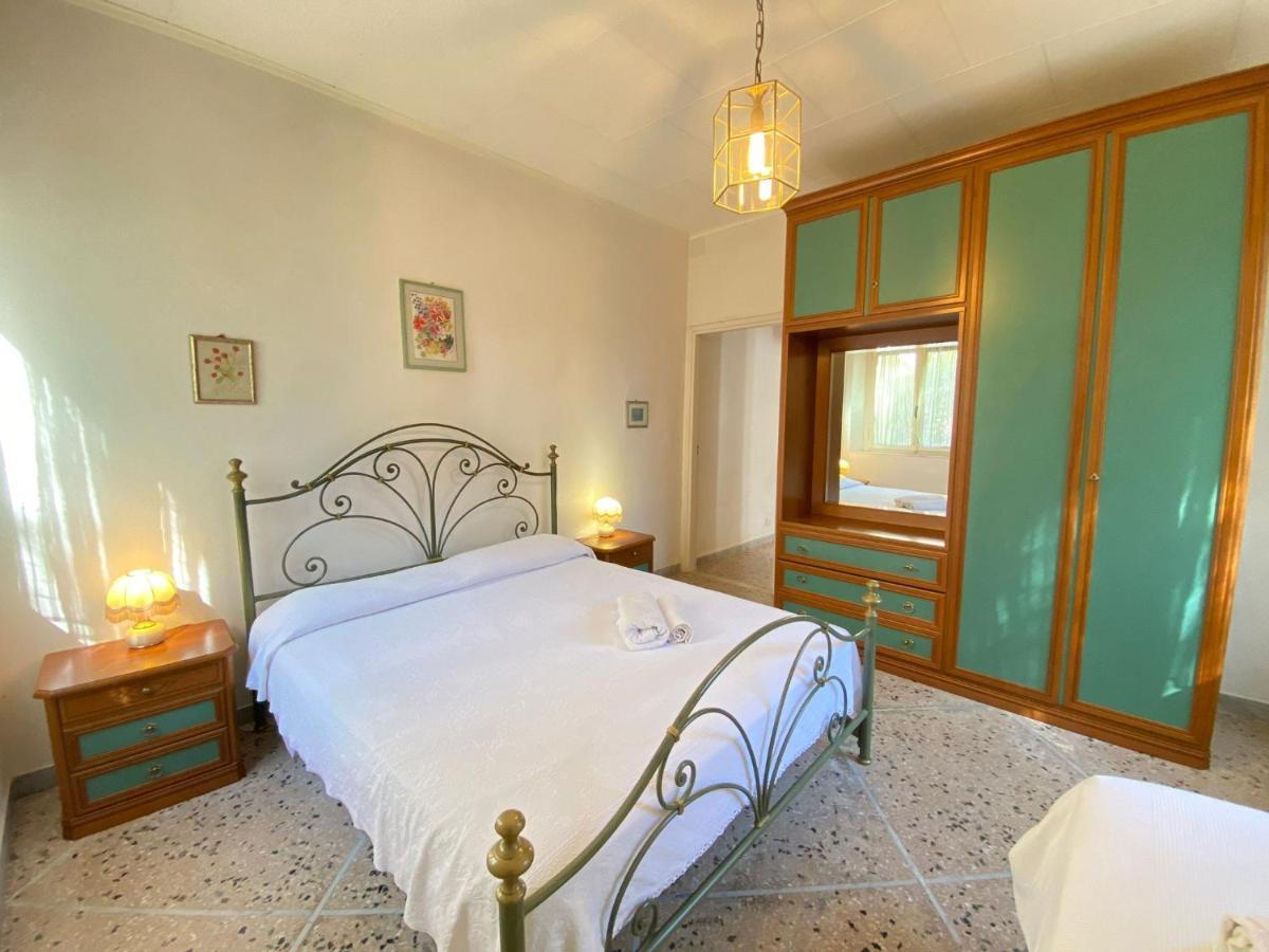 Pineta Apartament Tirrenia Exterior foto