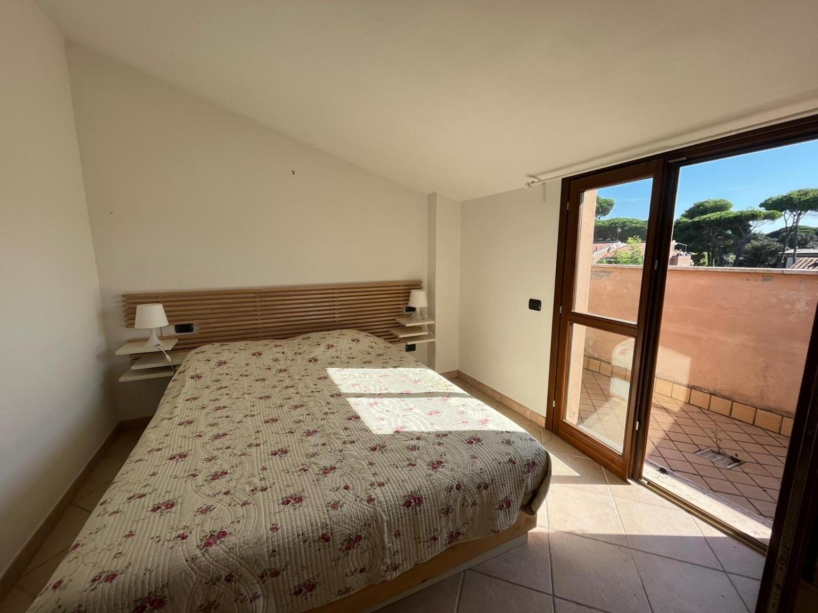 Pineta Apartament Tirrenia Exterior foto